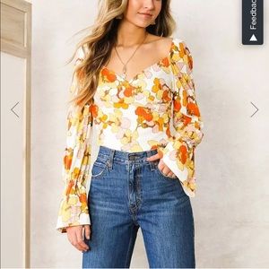 NWOT WILLOW &ROOT TOP